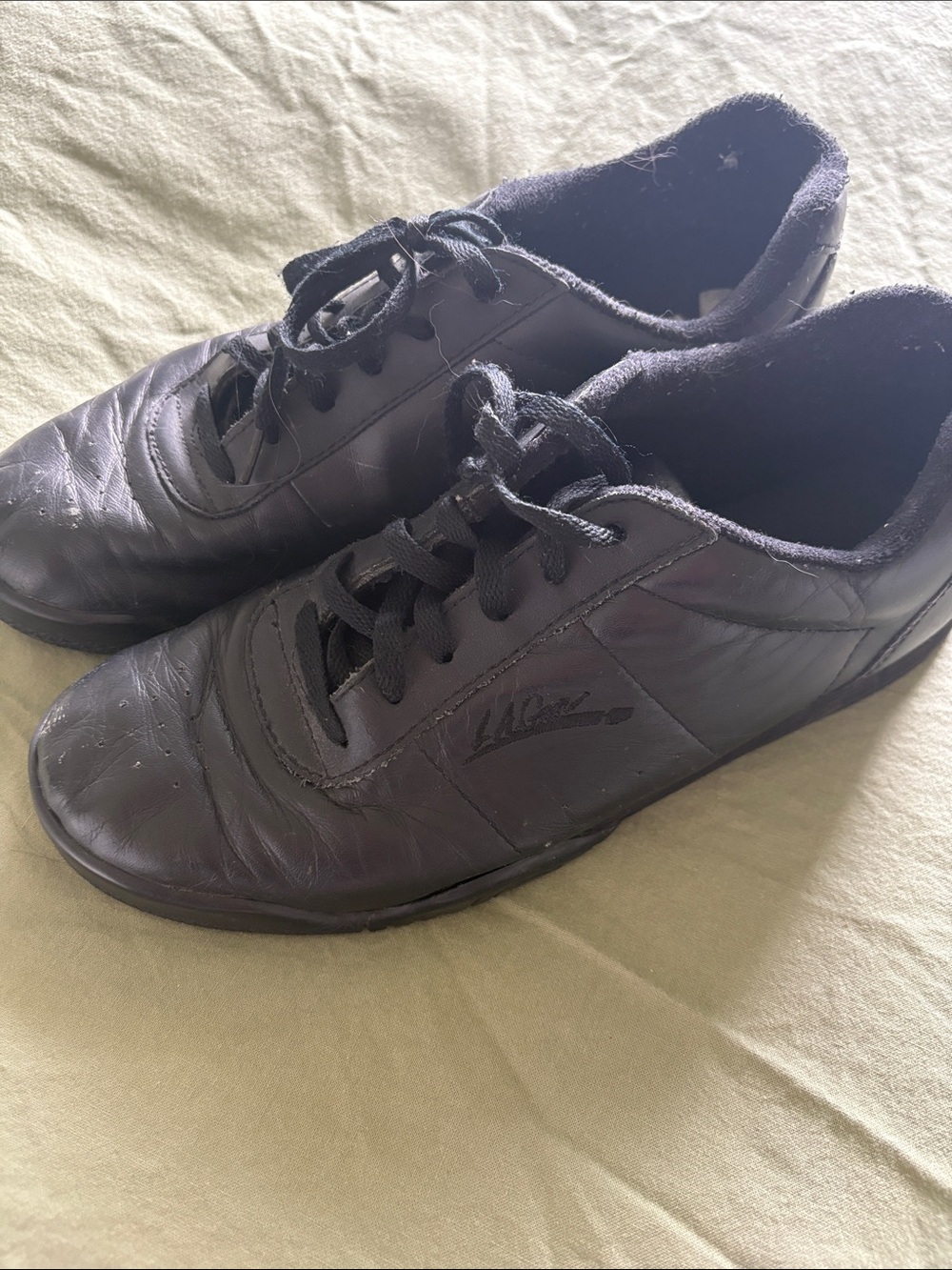 Vintage 1997 Leather LA Gears ladies Black Lace-Up Casual Sneakers